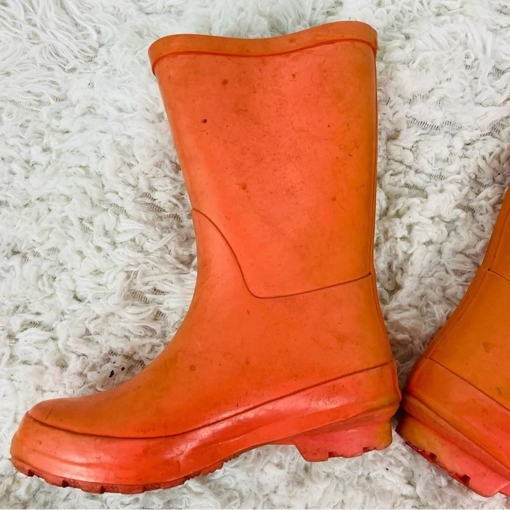 UNBRANDED kids Orange Rain Boots with Buckle size 11 / 12